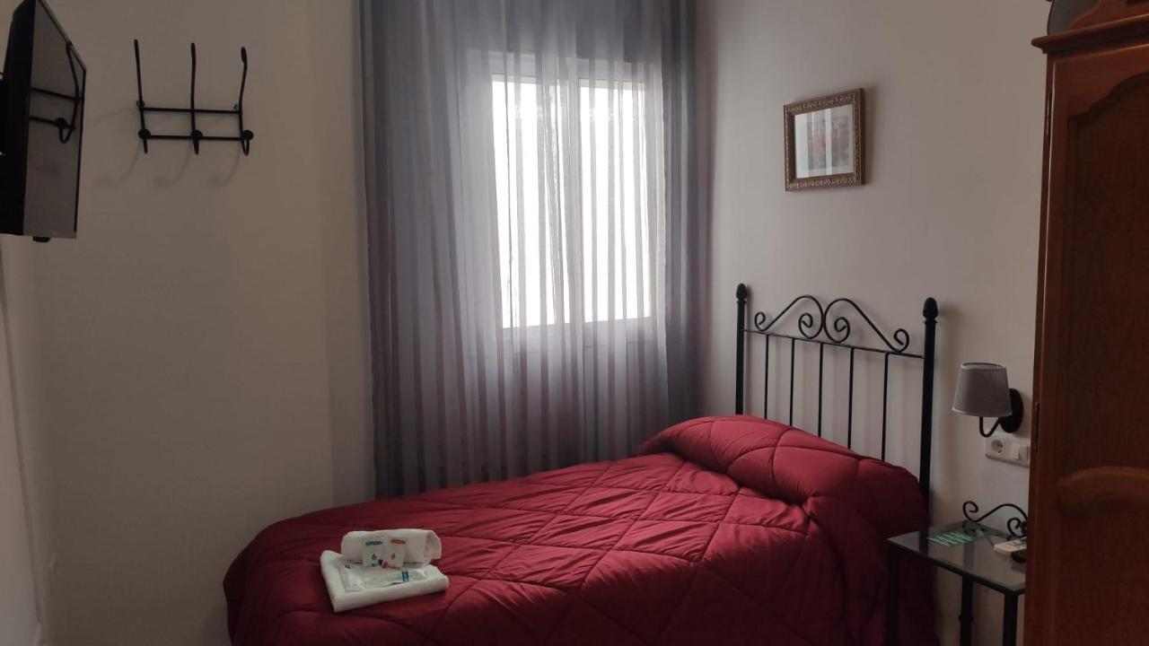 Hostal Efebo 24H Antequera Esterno foto