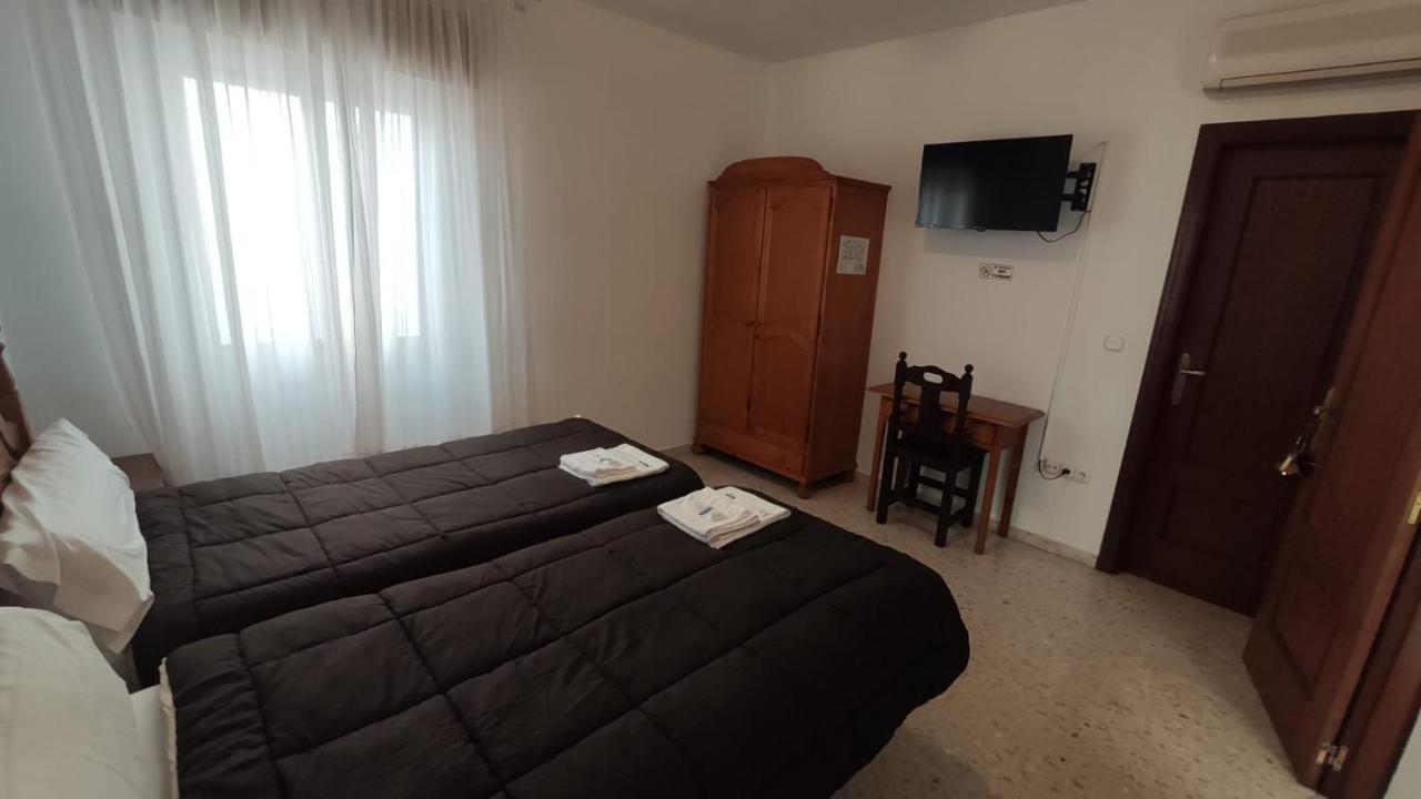 Hostal Efebo 24H Antequera Esterno foto